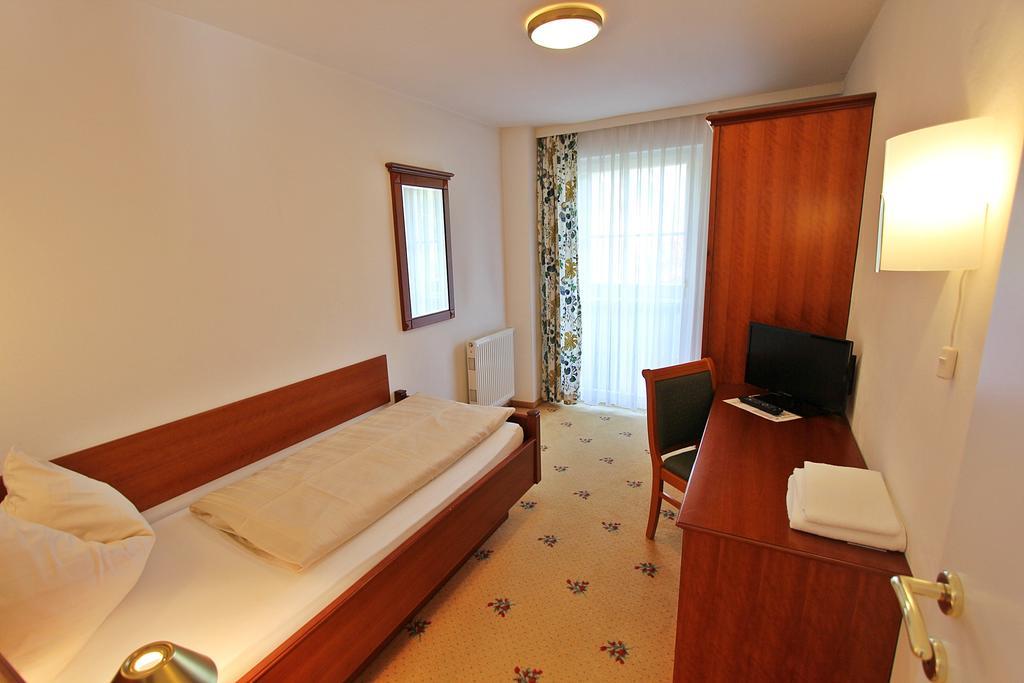 Landhotel Post Ebensee Am Traunsee ***S Екстер'єр фото